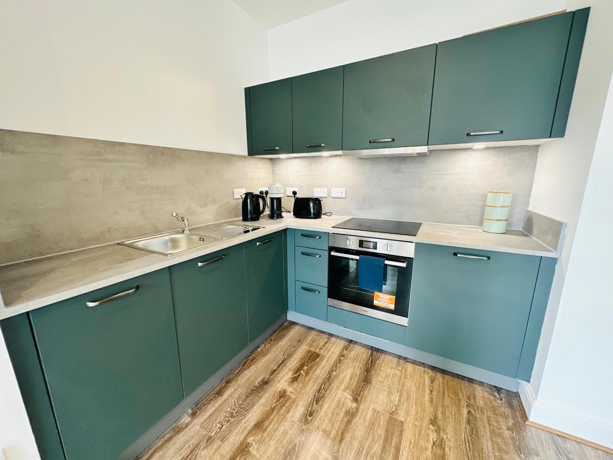 Barnet House Serviced Apartments 邓弗姆林 外观 照片