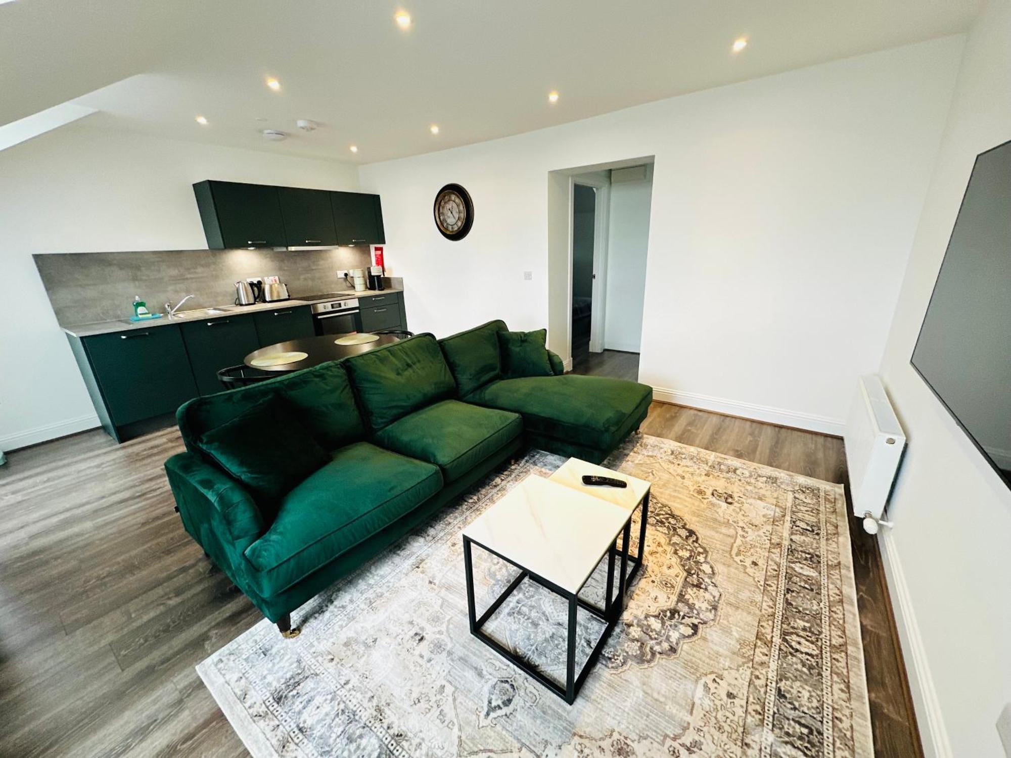 Barnet House Serviced Apartments 邓弗姆林 外观 照片
